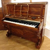 Pleyel Pianino 1900 - meuble remonté après petites réparations