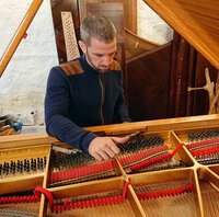 Pleyel F directoire - accord • le piano étant stabilisé, il peut être accordé.