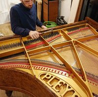 Pleyel F 1933 - première tension des cordes