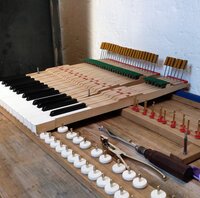 Pleyel modèle 3 noir - remontage du clavier, avant réglage