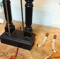 Steinway mod. O de 1902 - remise en état de la lyre • nettoyage, et changement des garnitures de guidage et de pivots