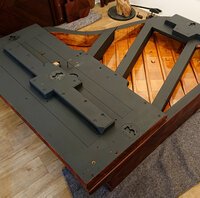 Steinway mod. O de 1911 - table et barrage • peinture du barrage et vernis de la sous-face de la table d'harmonie