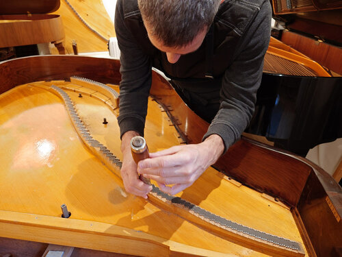 Pleyel modèle F 1931 - nettoyage des chevalets