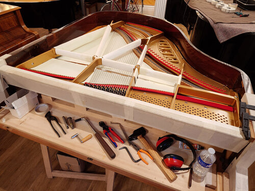 Pleyel modèle F 1931 - protection et mise en corde