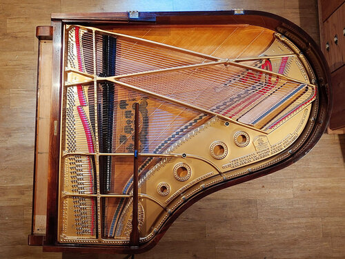 Steinway A-188 de 1901 - vue de dessus restauré