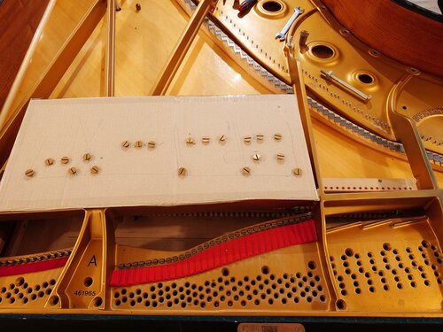 Steinway A-188 - dépose du cadre