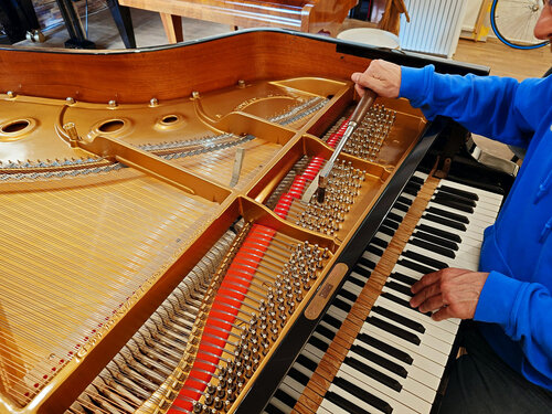 Steinway A-188 - mise au ton