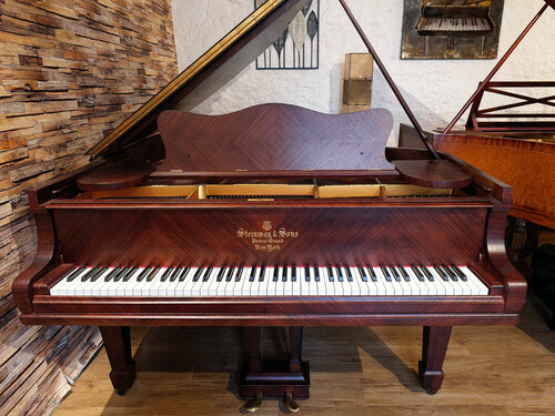 Steinway O-180 à vendre